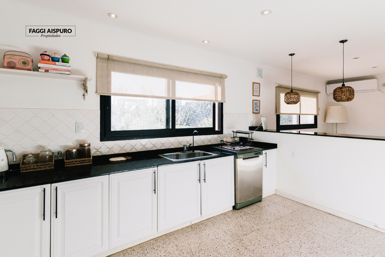 Casa en Venta en Rodolfo Kusch 1000, La Reserva, Bahía Blanca - Bahía Blanca Propiedades | SITIO OFICIAL l