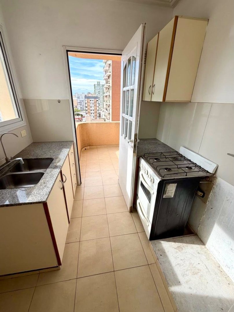 Departamento en Alquiler en Caronti 127, Centro, Bahía Blanca - Bahía Blanca Propiedades | SITIO OFICIAL l