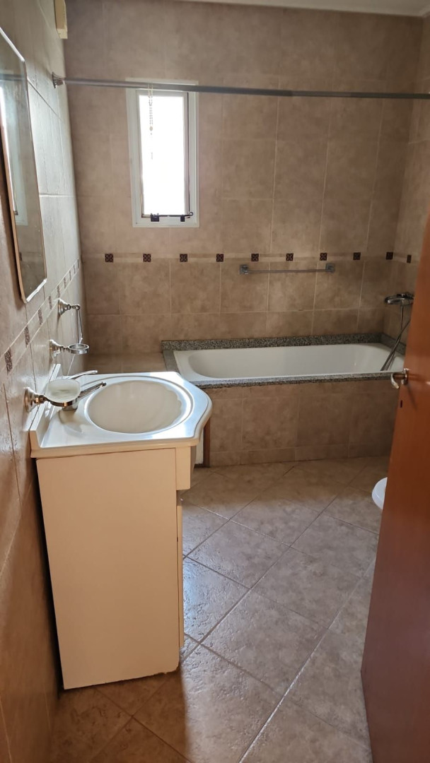 Casa en Alquiler   Bahía Blanca - Bahía Blanca Propiedades | SITIO OFICIAL l