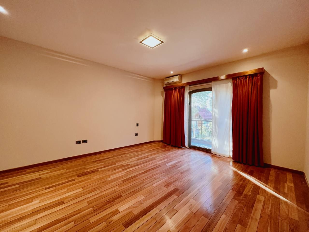 Casa en Alquiler en Lahual 170, B8002 Bahía Blanca, Provincia De Buenos Aires, Patagonia, Bahía Blanca - Bahía Blanca Propiedades | SITIO OFICIAL l