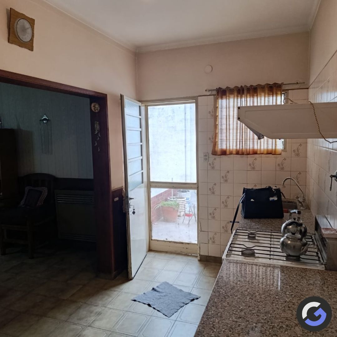 Casa en Venta en Hipolito Yrigoyen Y Pochelu,  Medanos - Bahía Blanca Propiedades | SITIO OFICIAL l