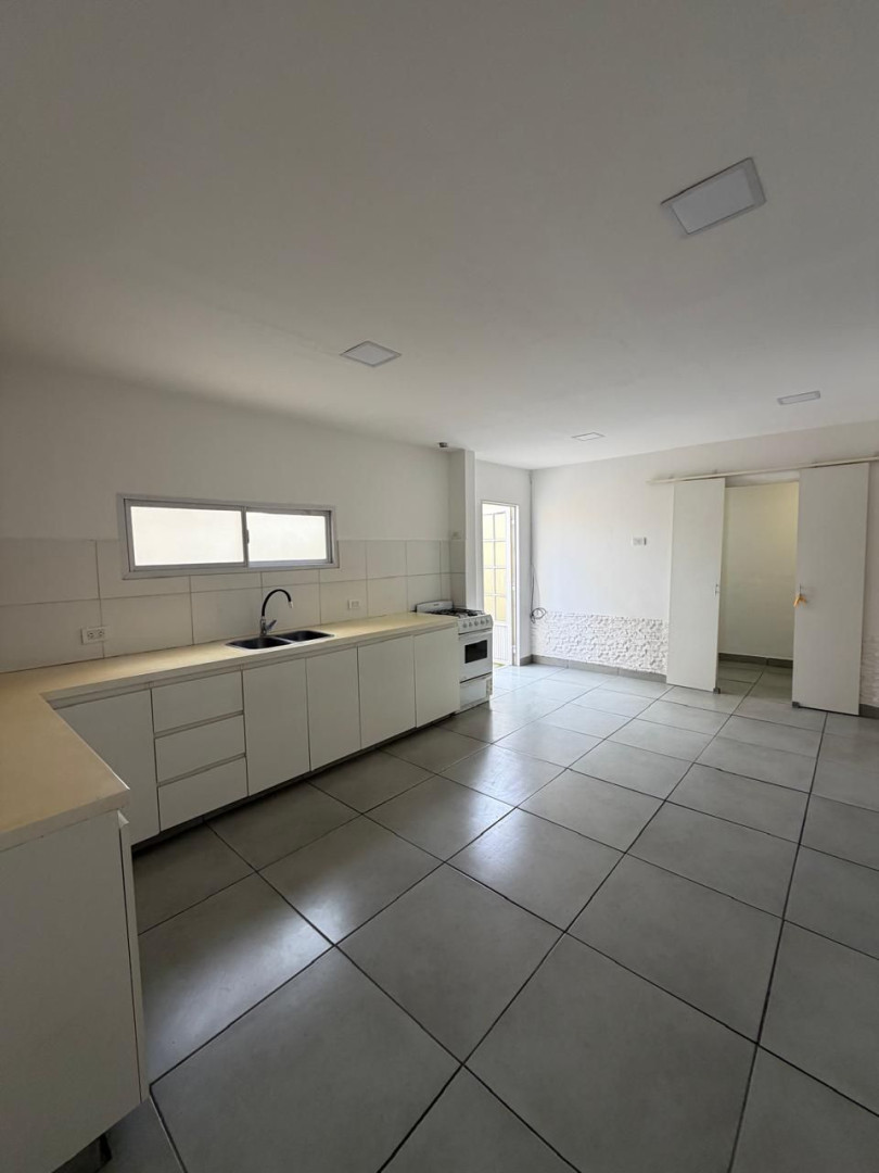 Casa en Alquiler en Santa Fe 515,  Bahía Blanca - Bahía Blanca Propiedades | SITIO OFICIAL l