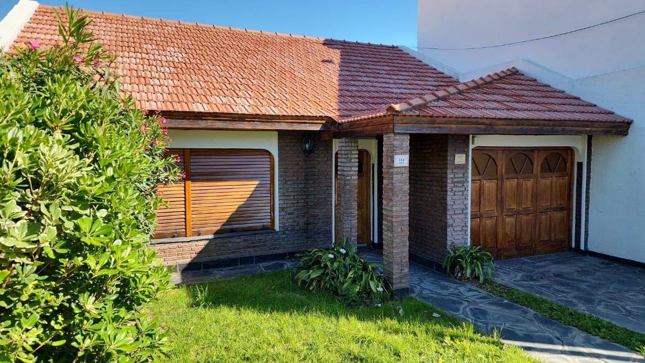 Casa en Venta en Córdoba 166,  Bahía Blanca - Bahía Blanca Propiedades | SITIO OFICIAL l