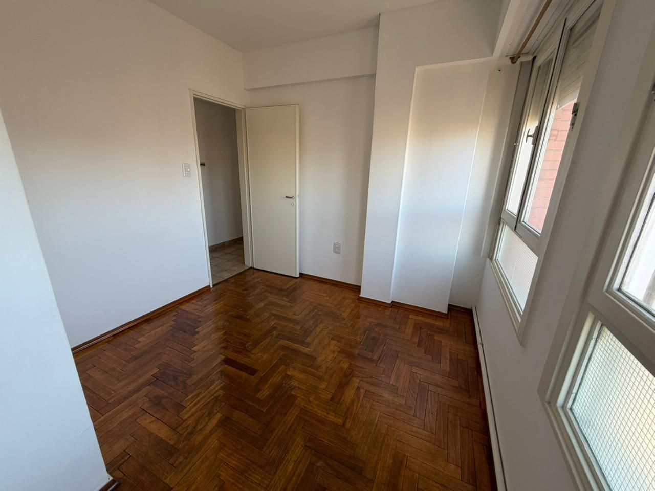 Departamento en Alquiler en Corrientes 211, Centro, Bahía Blanca - Bahía Blanca Propiedades | SITIO OFICIAL l