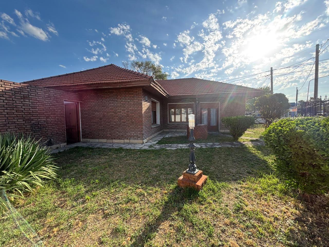 Casa en Venta en  Costa Y Nelida Fossatty, Centro, Monte Hermoso - Bahía Blanca Propiedades | SITIO OFICIAL l