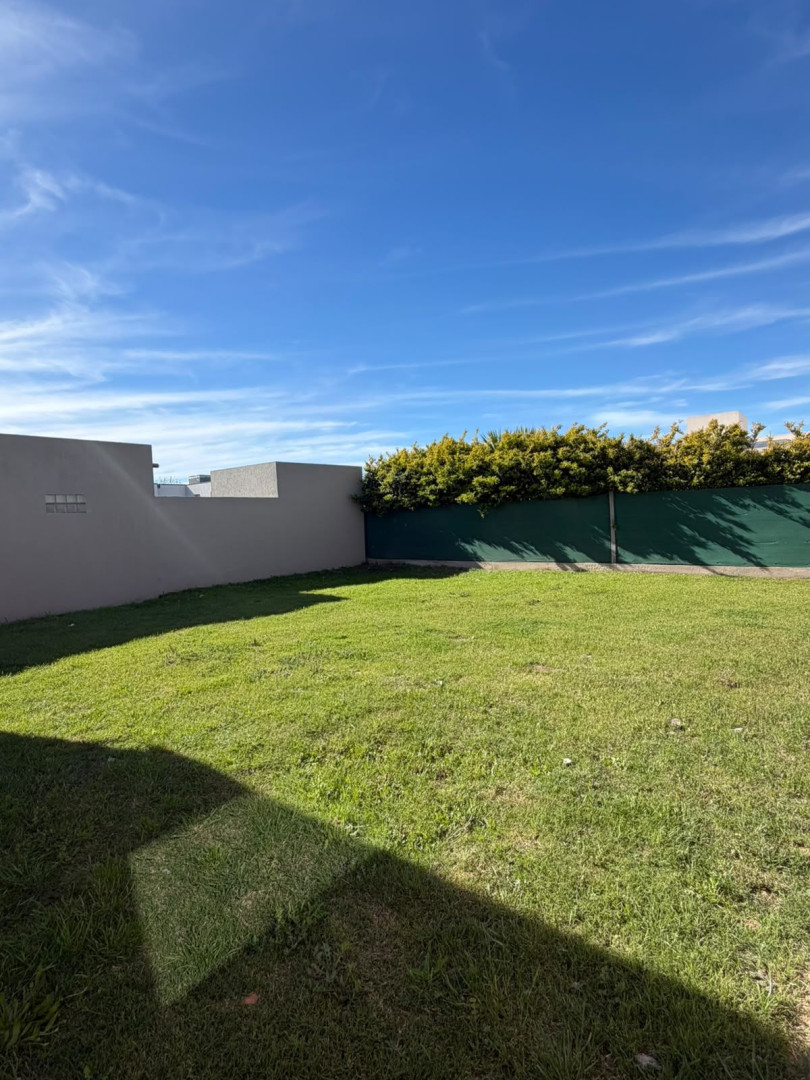 Casa en Venta en MALAHARRO 2658, Las Cañitas I, Bahía Blanca - Bahía Blanca Propiedades | SITIO OFICIAL l