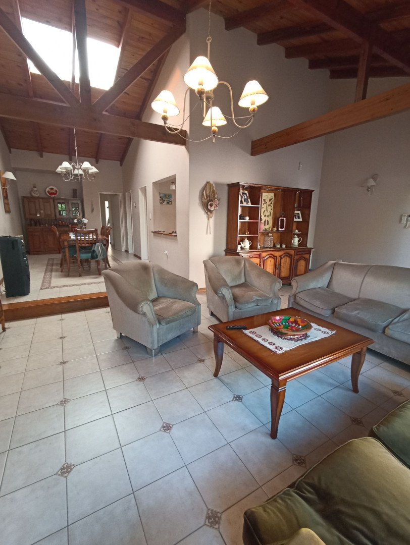 Casa en Venta en Alsina 1400, La Falda, Bahía Blanca - Bahía Blanca Propiedades | SITIO OFICIAL l