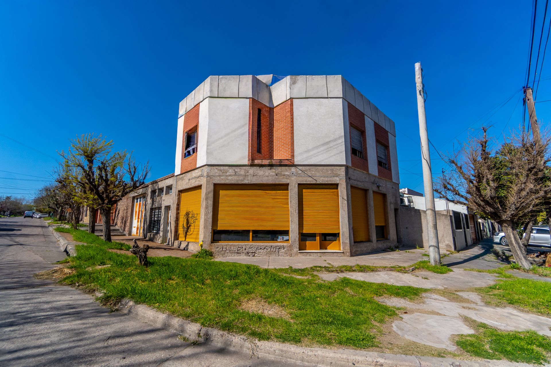 Casa con Local en Venta en Lainez 2008, Amaducci, Bahía Blanca - Bahía Blanca Propiedades | SITIO OFICIAL l