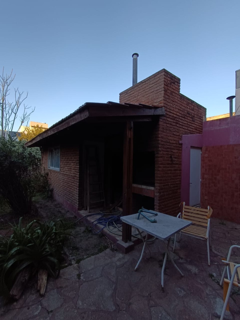 Casa en Venta en WITCOMB 1749, Villa del Parque, Bahía Blanca - Bahía Blanca Propiedades | SITIO OFICIAL l