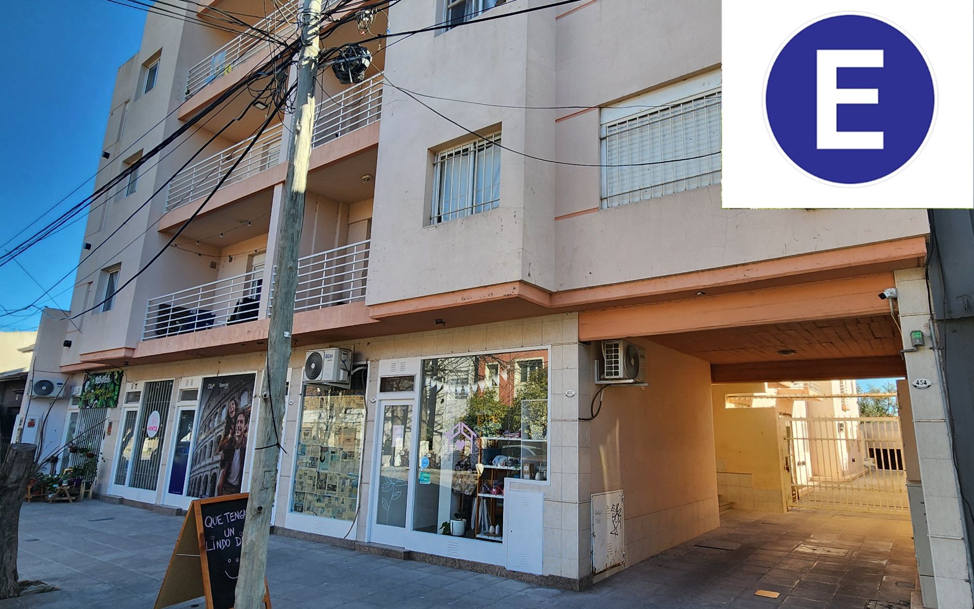 Cochera en Alquiler en Uruguay 452, Universitario, Bahía Blanca - Bahía Blanca Propiedades | SITIO OFICIAL l