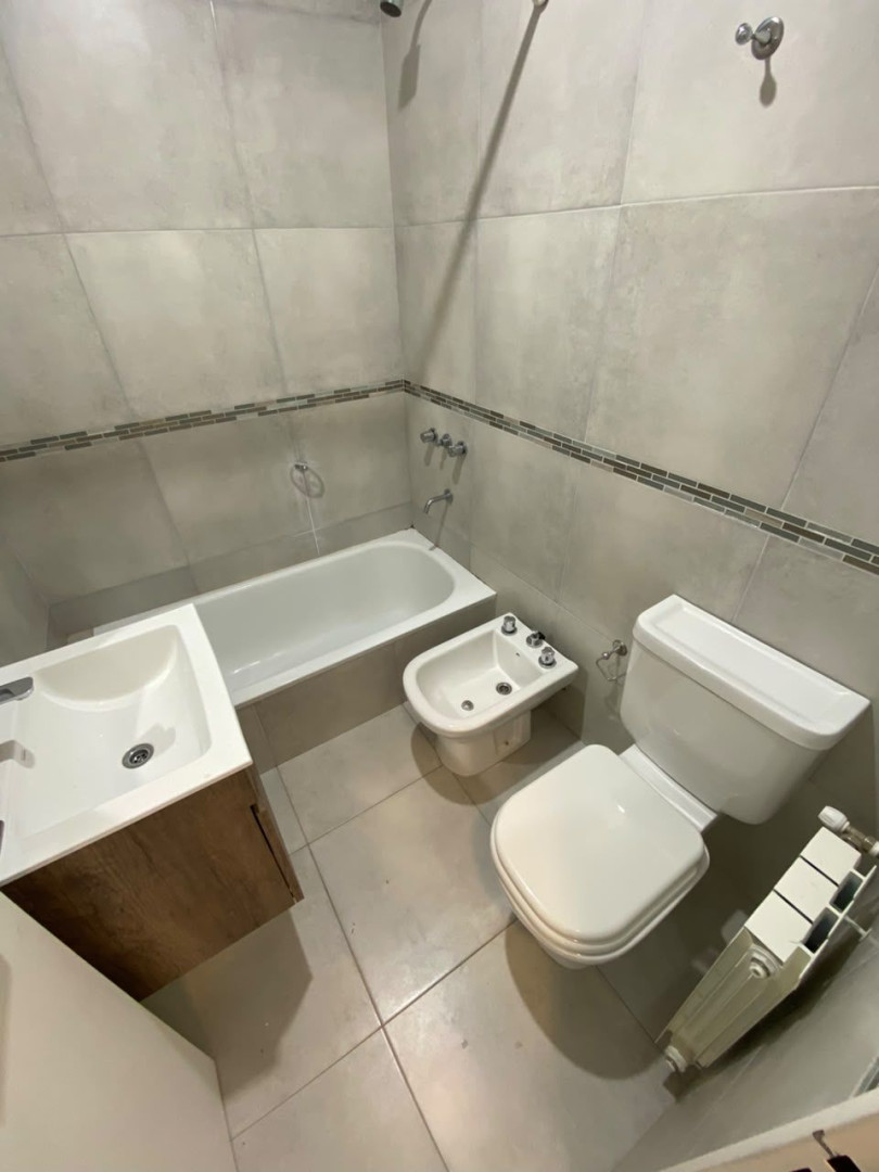 Departamento en Alquiler en Caronti 190, Centro, Bahía Blanca - Bahía Blanca Propiedades | SITIO OFICIAL l