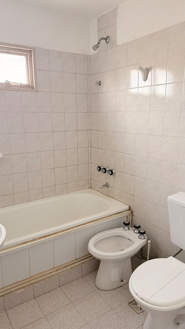 Duplex en Alquiler en Pje Rita Rodríguez De Sagari Al 800, Luz y Fuerza, Bahía Blanca - Bahía Blanca Propiedades | SITIO OFICIAL l