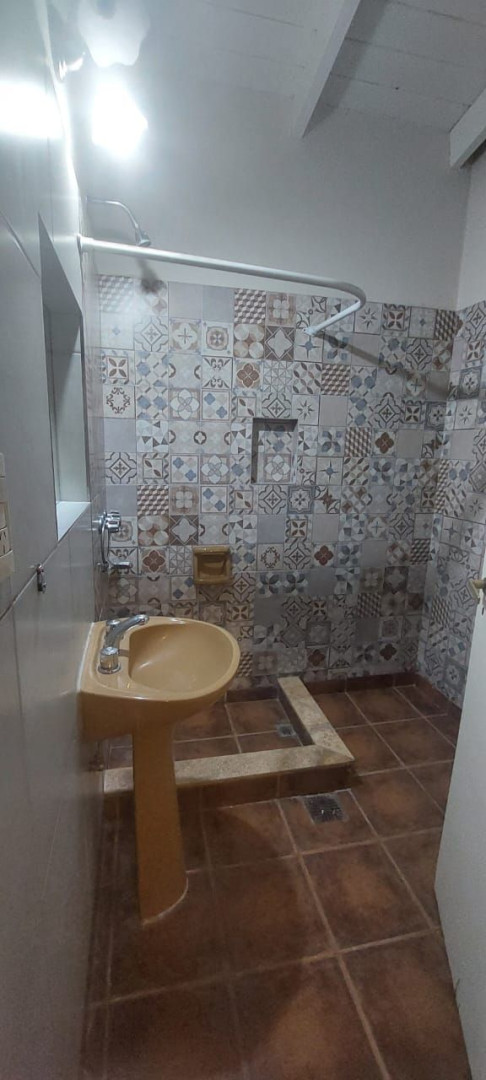 Casa en Alquiler en Nicolas Perez 13, Los Almendros, Bahía Blanca - Bahía Blanca Propiedades | SITIO OFICIAL l