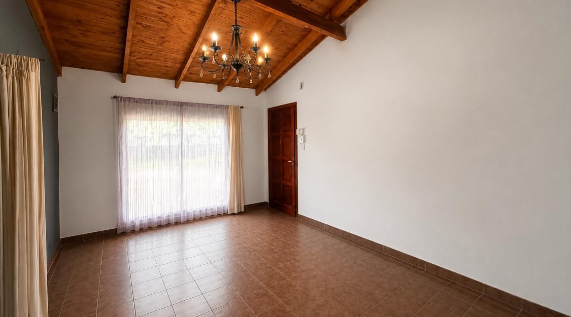 Casa en Venta   Mayor Buratovich - Bahía Blanca Propiedades | SITIO OFICIAL l