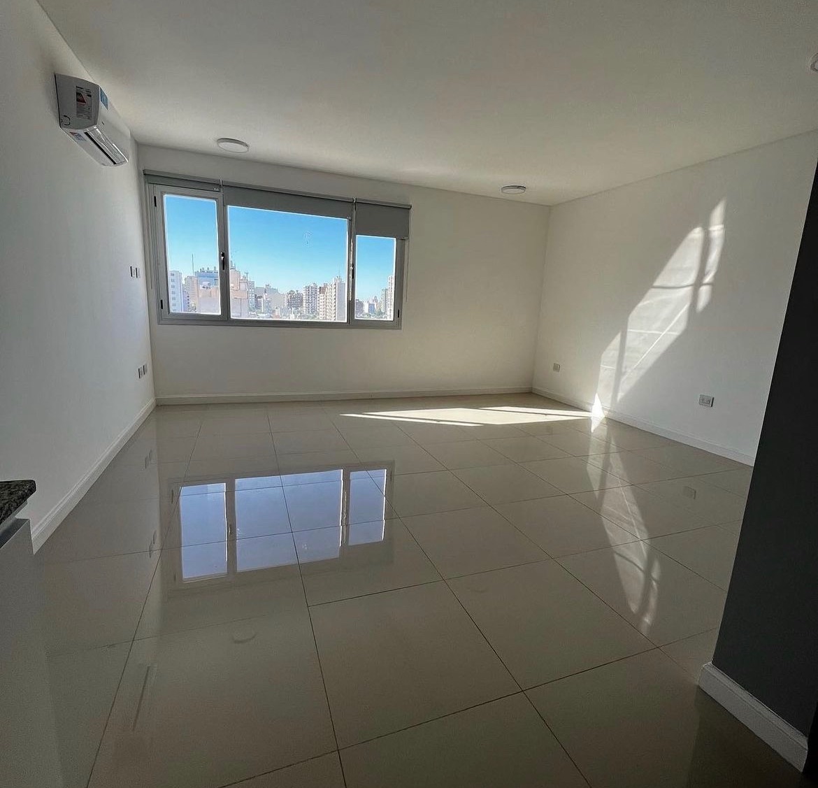 Oficina en Alquiler en Blandengues 260,  Bahía Blanca - Bahía Blanca Propiedades | SITIO OFICIAL l