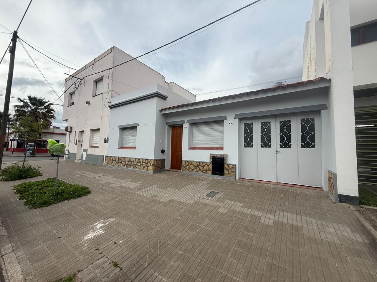 Casa en Alquiler en Castelli 1200, Pacifico, Bahía Blanca - Bahía Blanca Propiedades | SITIO OFICIAL l
