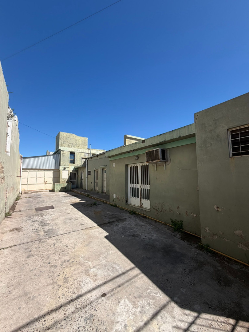 Galpón en Alquiler en Bolivia 350,  Bahía Blanca - Bahía Blanca Propiedades | SITIO OFICIAL l