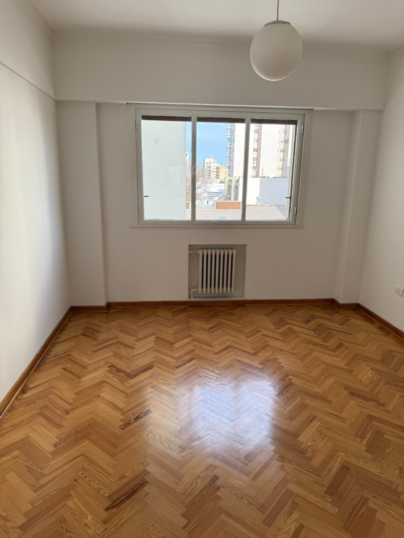 Departamento en Alquiler en San Martin 300, Centro, Bahía Blanca - Bahía Blanca Propiedades | SITIO OFICIAL l