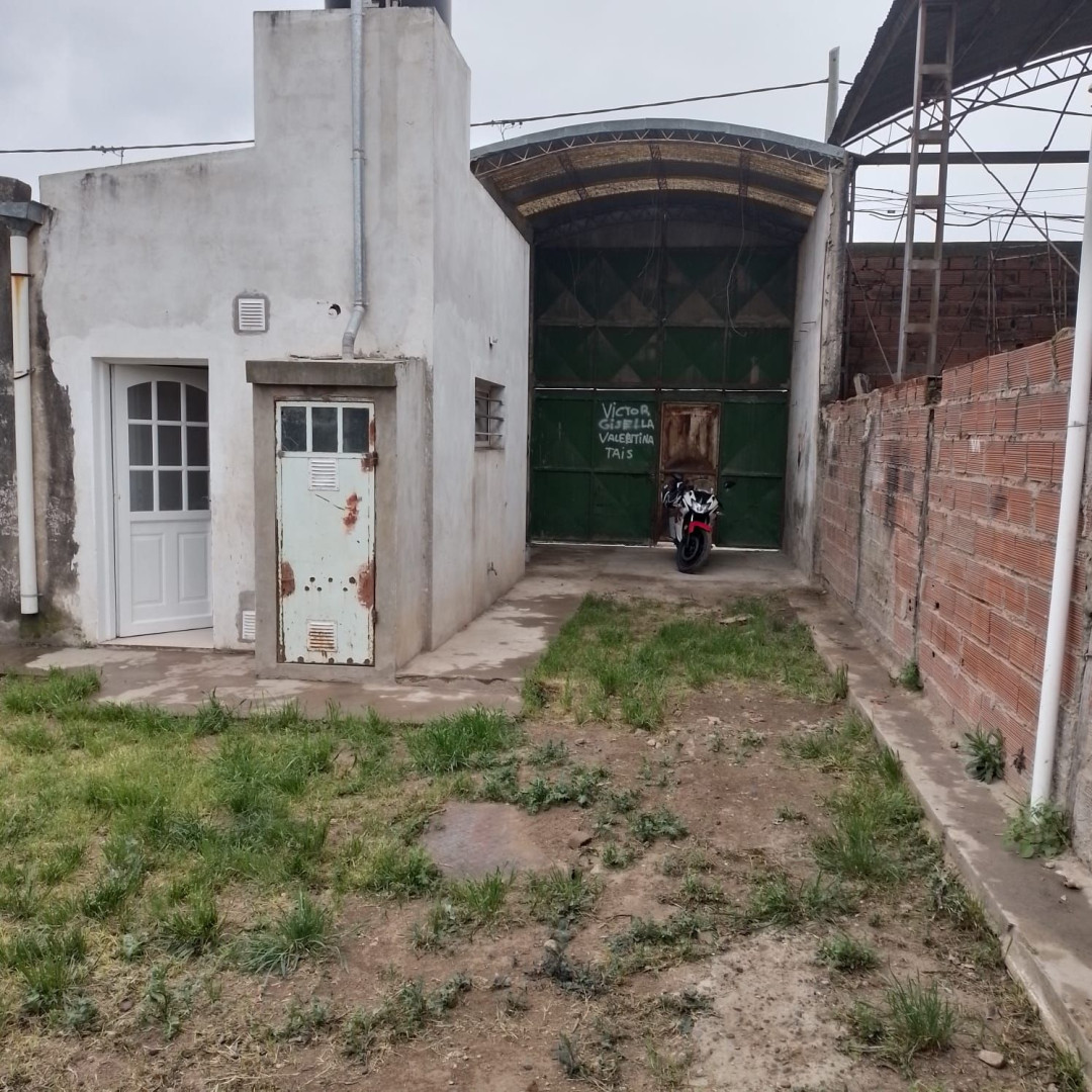 Casa en Venta en Biggio 700, Los Almendros, Bahía Blanca - Bahía Blanca Propiedades | SITIO OFICIAL l