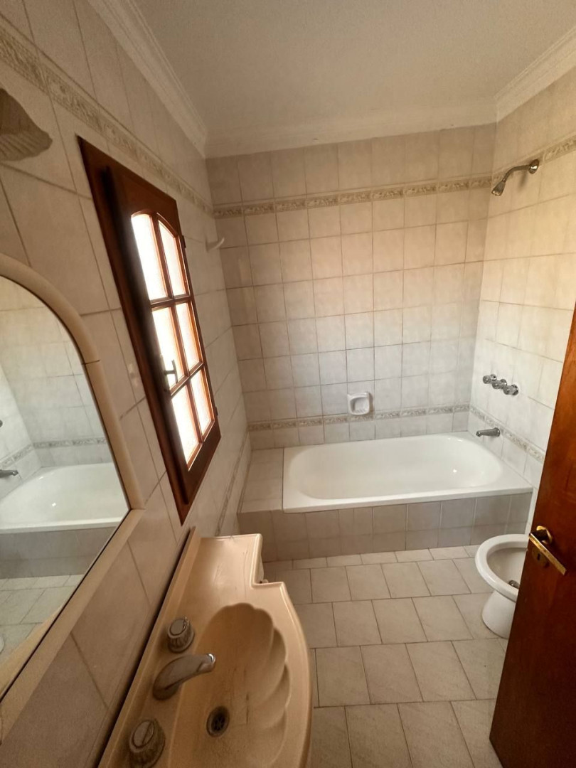 Casa en Venta en Italia 320 ,  Bahía Blanca - Bahía Blanca Propiedades | SITIO OFICIAL l