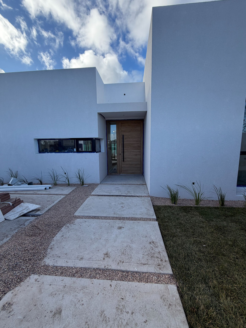 Casa en Venta en Gambartes 2526, Apta Credito, Las Cañitas I, Bahía Blanca - Bahía Blanca Propiedades | SITIO OFICIAL l