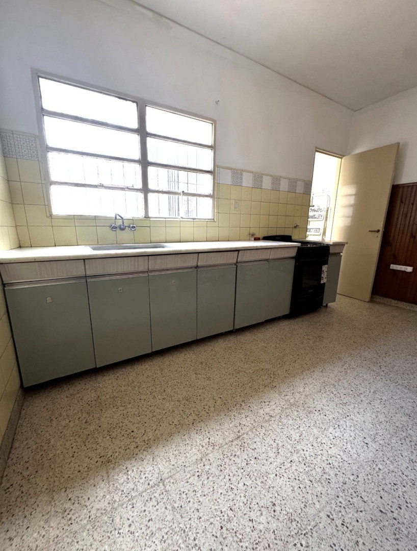 Casa en Alquiler en Chiclana 745, Centro, Bahía Blanca - Bahía Blanca Propiedades | SITIO OFICIAL l