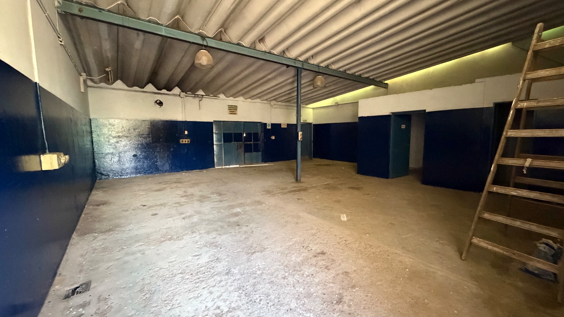 Galpón en Alquiler en Céspedes 116, Colon, Bahía Blanca - Bahía Blanca Propiedades | SITIO OFICIAL l