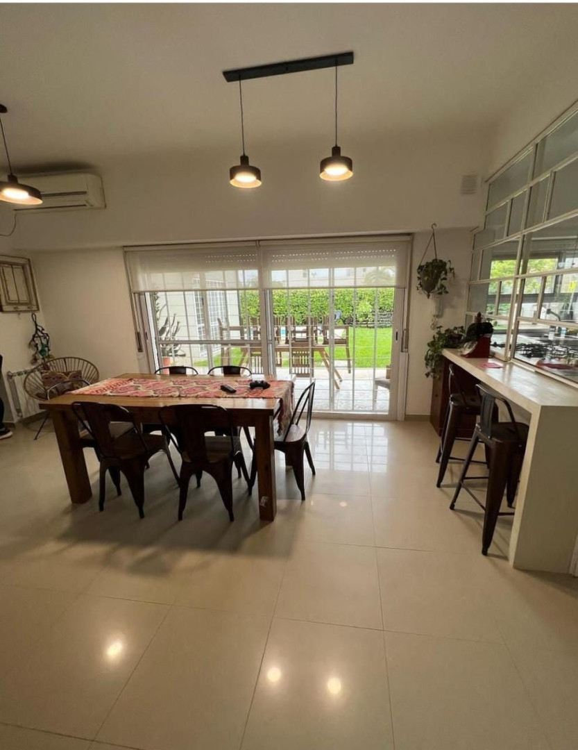 Casa en Venta  Las Acacias, Bahía Blanca - Bahía Blanca Propiedades | SITIO OFICIAL l