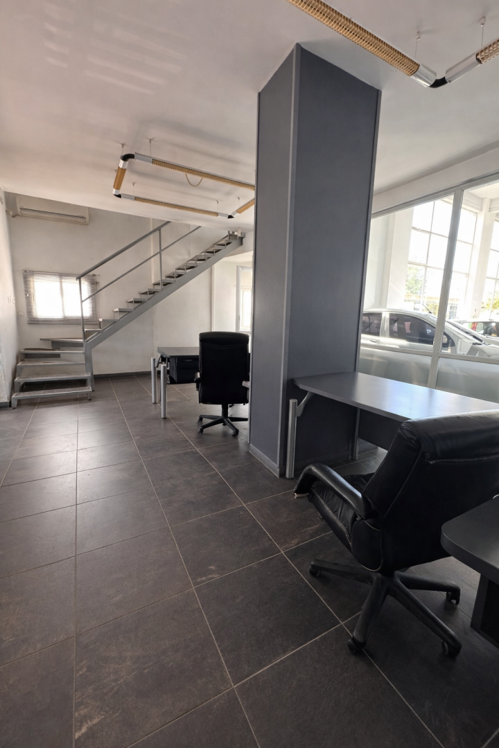 Local en Alquiler en Av Cerri 737,  Bahía Blanca - Bahía Blanca Propiedades | SITIO OFICIAL l