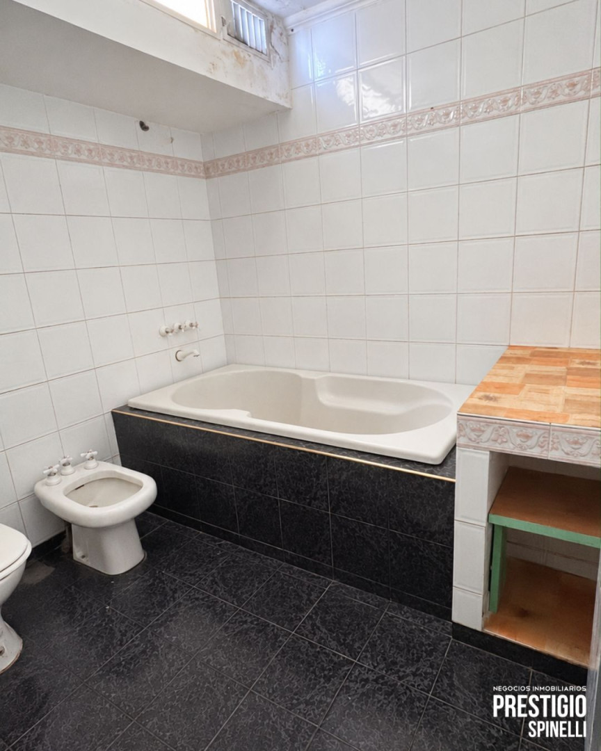 Casa en Venta en Cuyo 1000, Villa Floresta, Bahía Blanca - Bahía Blanca Propiedades | SITIO OFICIAL l