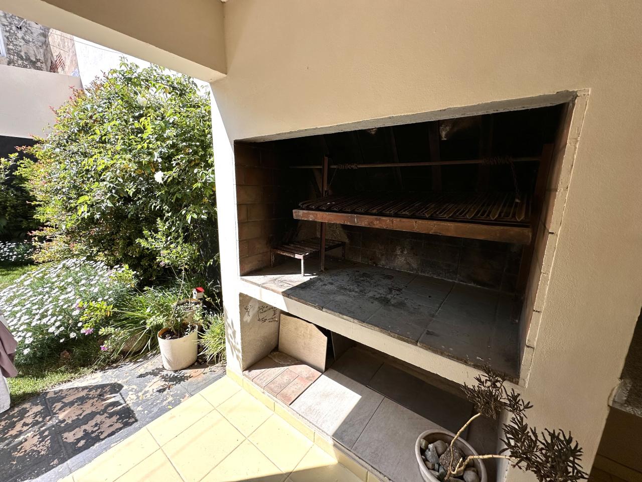 Casa en Venta en Gorriti 216, Macrocentro, Bahía Blanca - Bahía Blanca Propiedades | SITIO OFICIAL l
