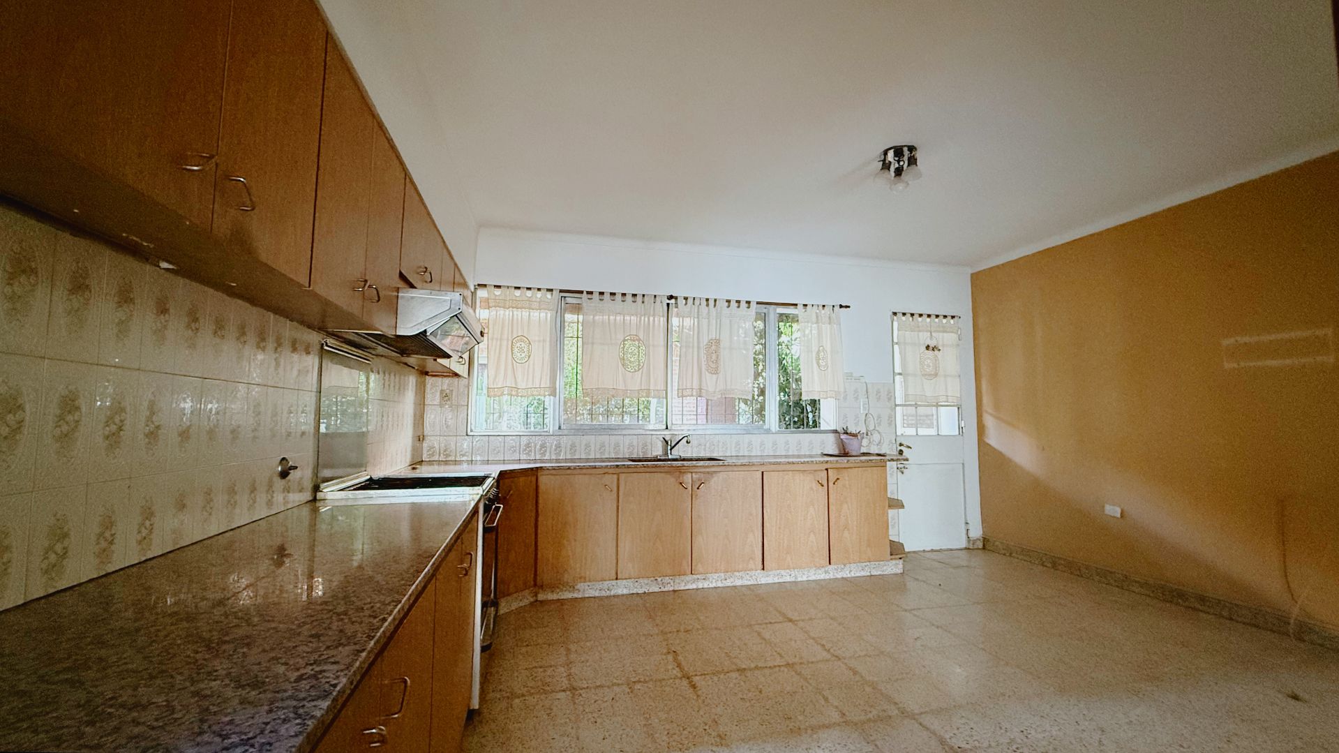 Casa en Venta en Aguado 300, Universitario, Bahía Blanca - Bahía Blanca Propiedades | SITIO OFICIAL l