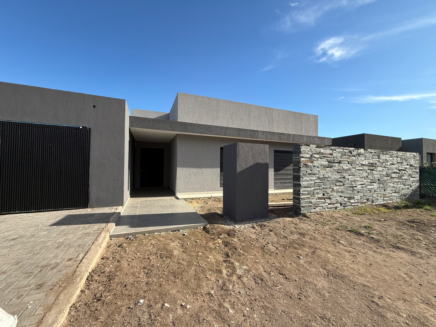 Casa en Venta en Lestonnac 800, El Maiten, Bahía Blanca - Bahía Blanca Propiedades | SITIO OFICIAL l