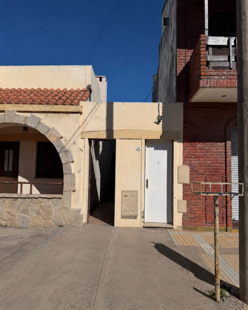 Casa en Venta en Almafuerte 564, Almafuerte, Bahía Blanca - Bahía Blanca Propiedades | SITIO OFICIAL l