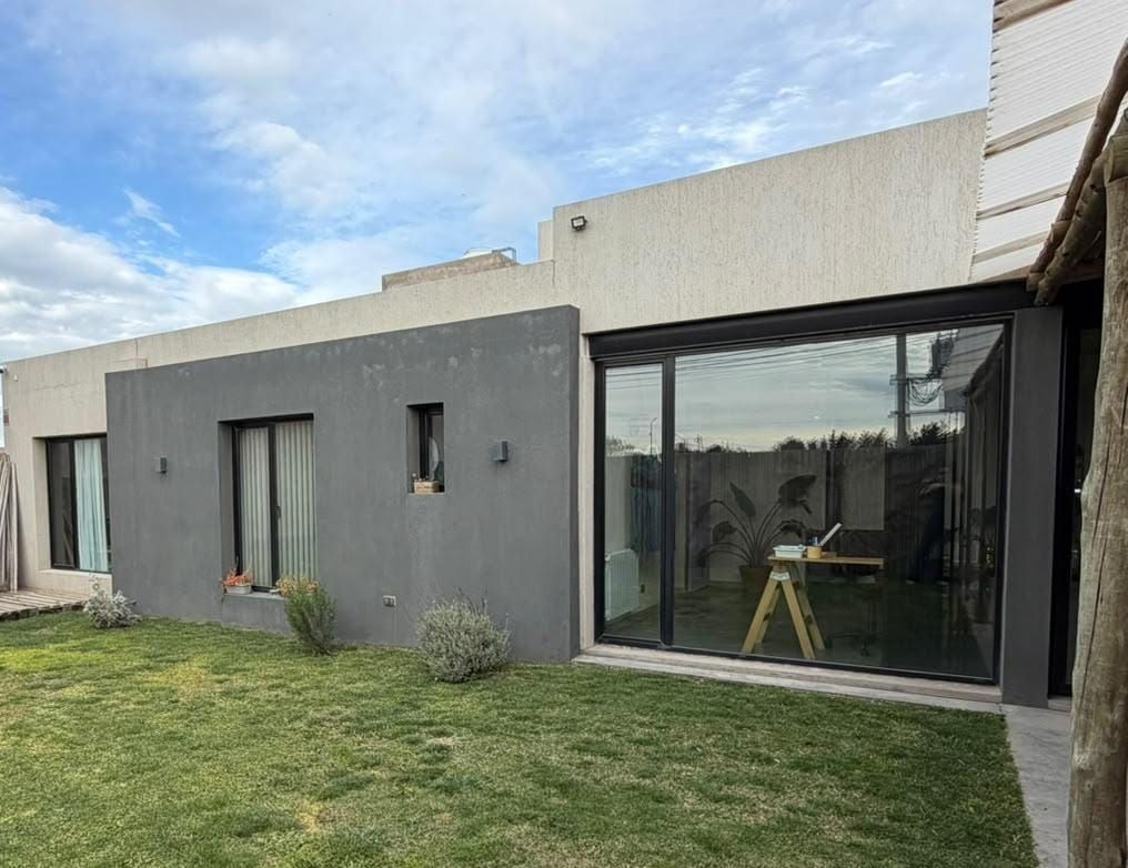 Casa  - por Día  Las Magnolias , Bahía Blanca - Bahía Blanca Propiedades | SITIO OFICIAL l