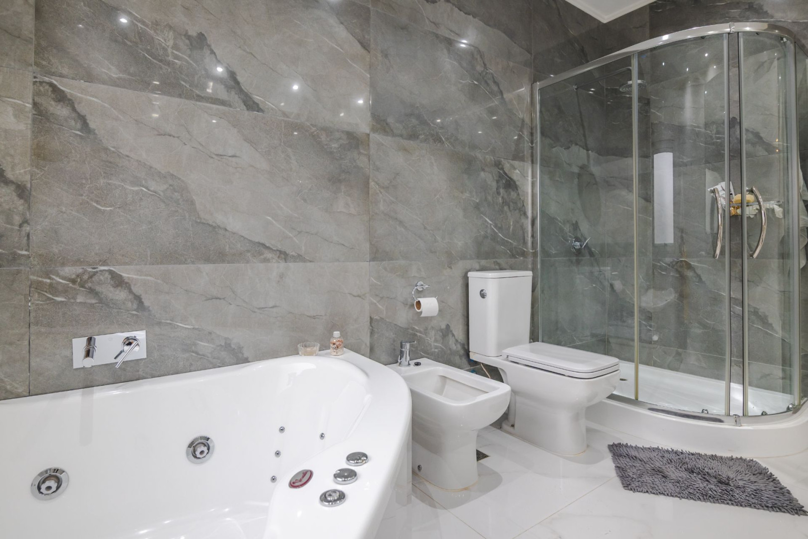 Casa en Alquiler en Rodriguez 424, Centro, Bahía Blanca - Bahía Blanca Propiedades | SITIO OFICIAL l