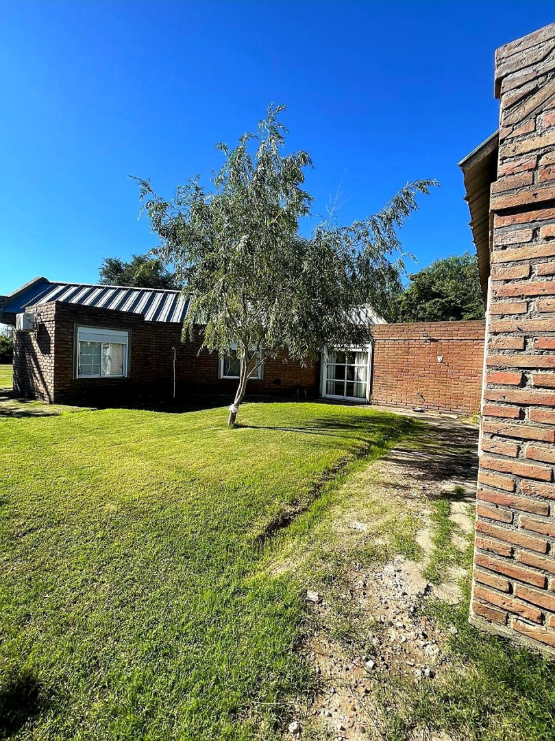 Casa en Venta en Carmen Ledesma Y Rio Atuel , Villa Bordeu, Bahía Blanca - Bahía Blanca Propiedades | SITIO OFICIAL l