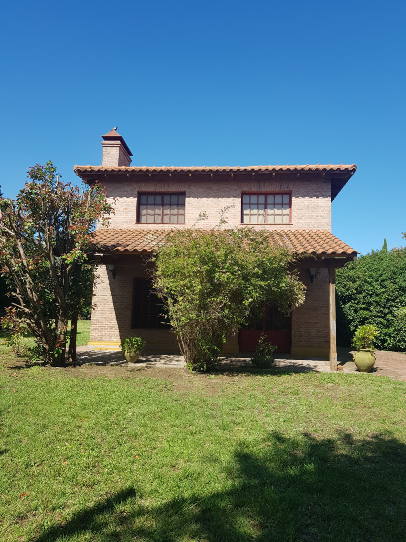 Casa en Venta en La Cautiva 200, Pago Chico, Bahía Blanca - Bahía Blanca Propiedades | SITIO OFICIAL l