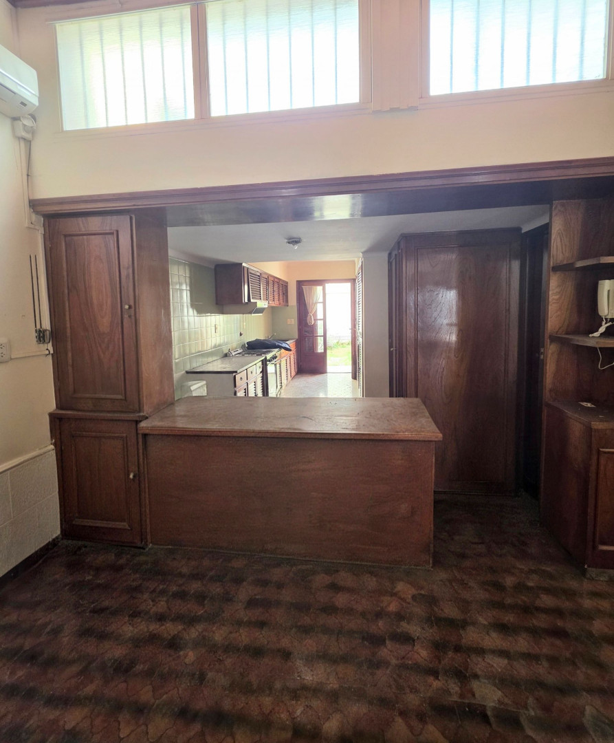 Casa en Alquiler en Viamonte 580, Macrocentro, Bahía Blanca - Bahía Blanca Propiedades | SITIO OFICIAL l
