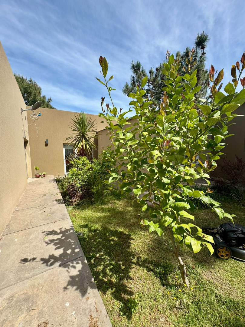 Casa en Venta en El Gavilan 557, Pinar del Golf, Monte Hermoso - Bahía Blanca Propiedades | SITIO OFICIAL l