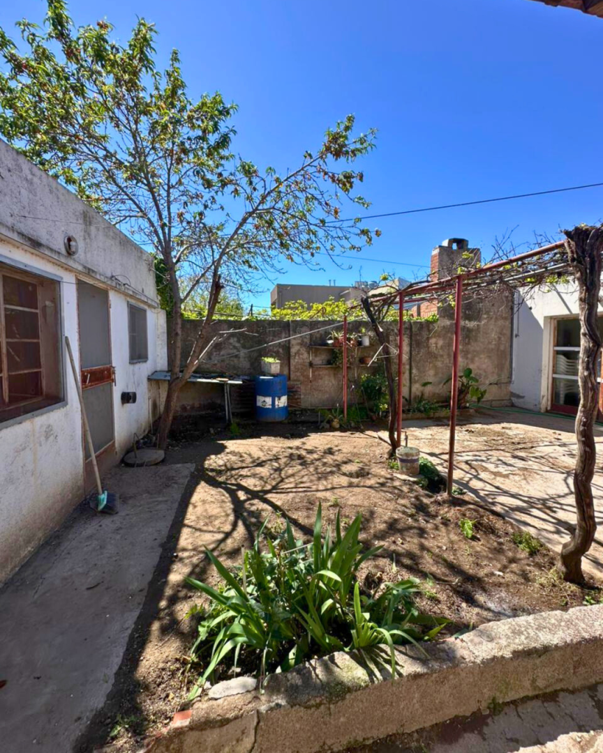 Casa en Venta en Venezuela 2077, Villa Rosas, Bahía Blanca - Bahía Blanca Propiedades | SITIO OFICIAL l