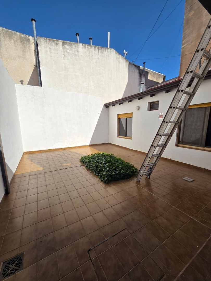 Casa en Alquiler en Trelew 659, Napostá, Bahía Blanca - Bahía Blanca Propiedades | SITIO OFICIAL l