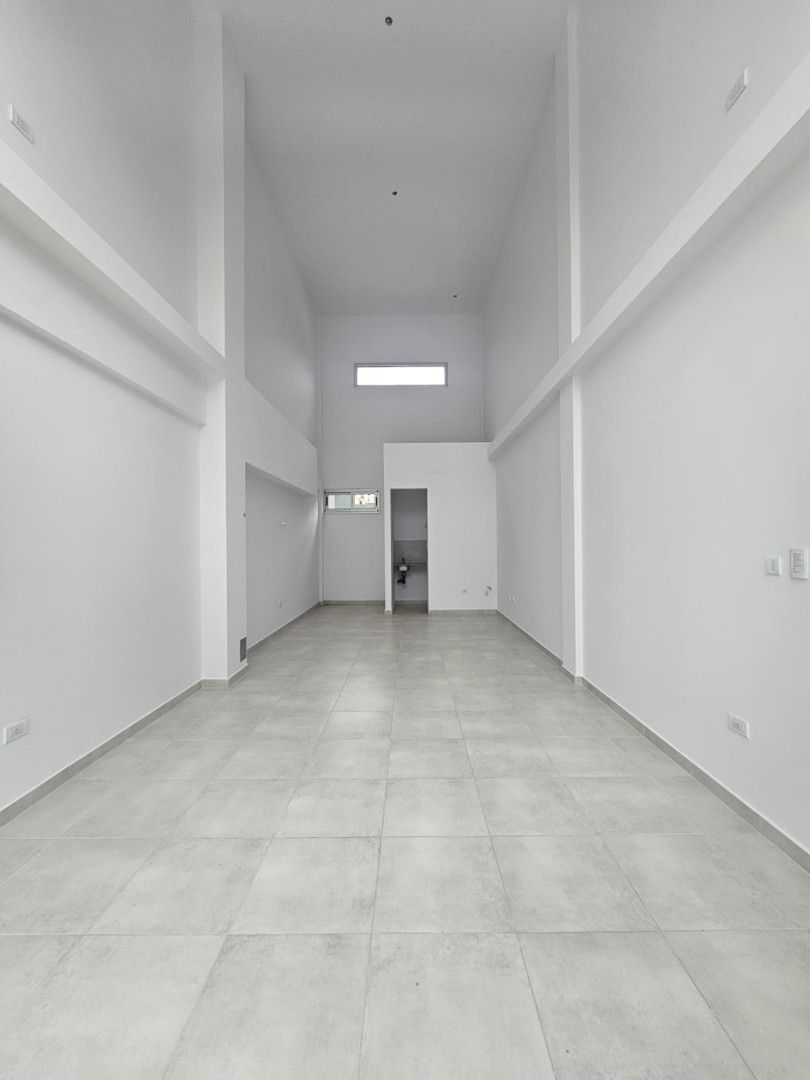 Local en Alquiler en Caronti 176,  Bahía Blanca - Bahía Blanca Propiedades | SITIO OFICIAL l