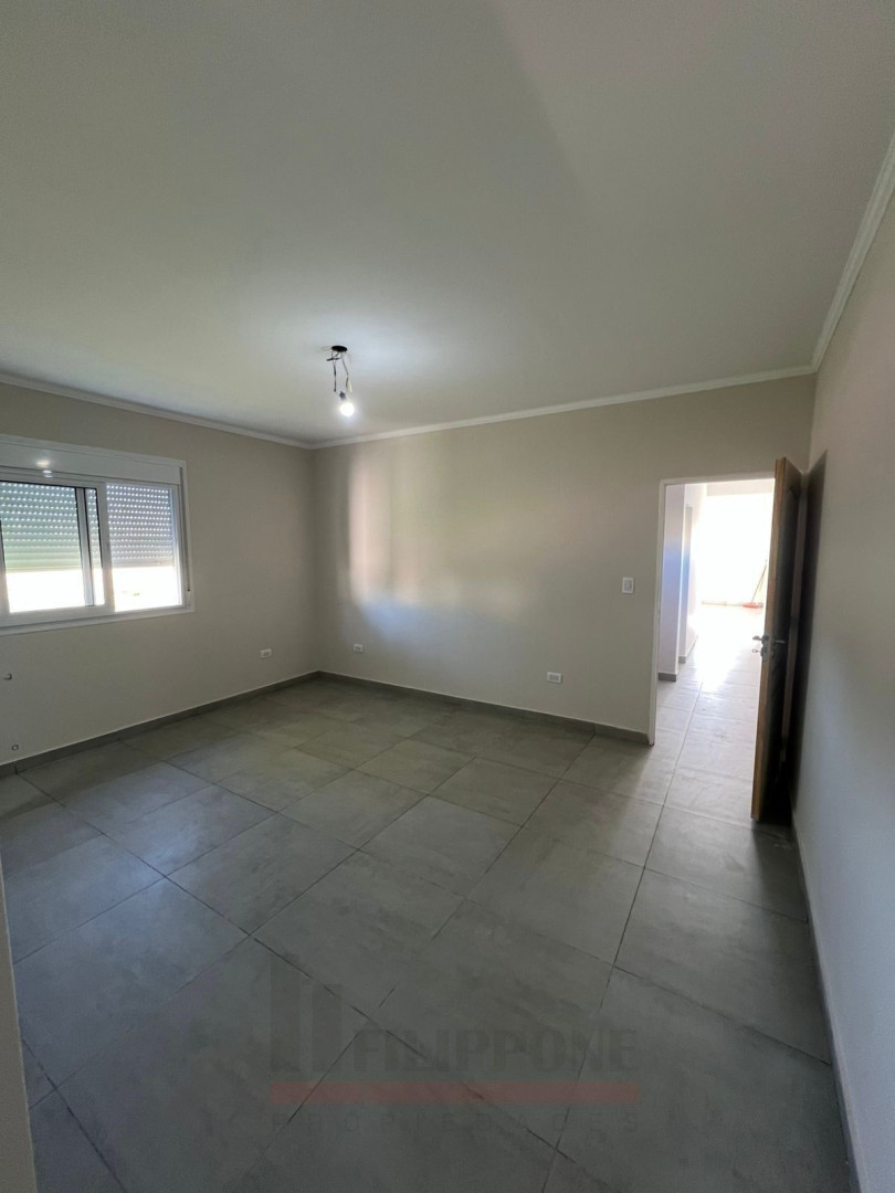 Casa en Venta en Charcas 5205, Las Acacias, Bahía Blanca - Bahía Blanca Propiedades | SITIO OFICIAL l