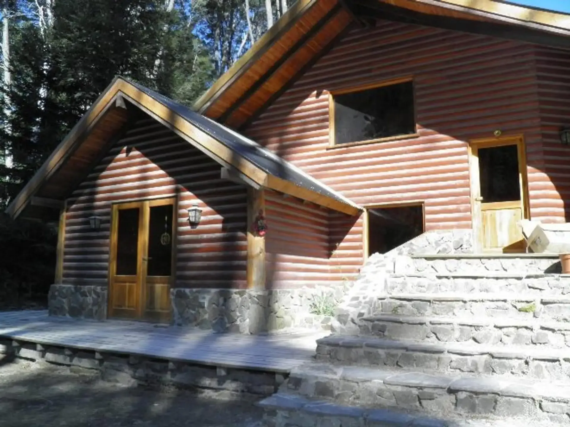 Cabaña en Venta en Antares 100,  Villa la Angostura - Bahía Blanca Propiedades | SITIO OFICIAL l