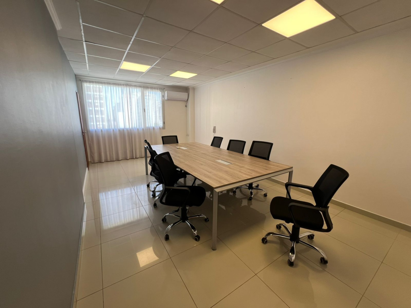 Oficina en Alquiler en Alvarado 38, Centro, Bahía Blanca - Bahía Blanca Propiedades | SITIO OFICIAL l