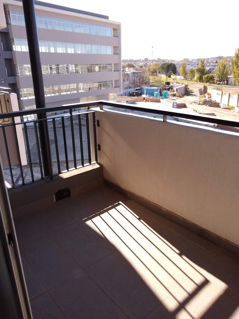Departamento en Alquiler en Dorrego Y Gral Paz, Centro, Bahía Blanca - Bahía Blanca Propiedades | SITIO OFICIAL l