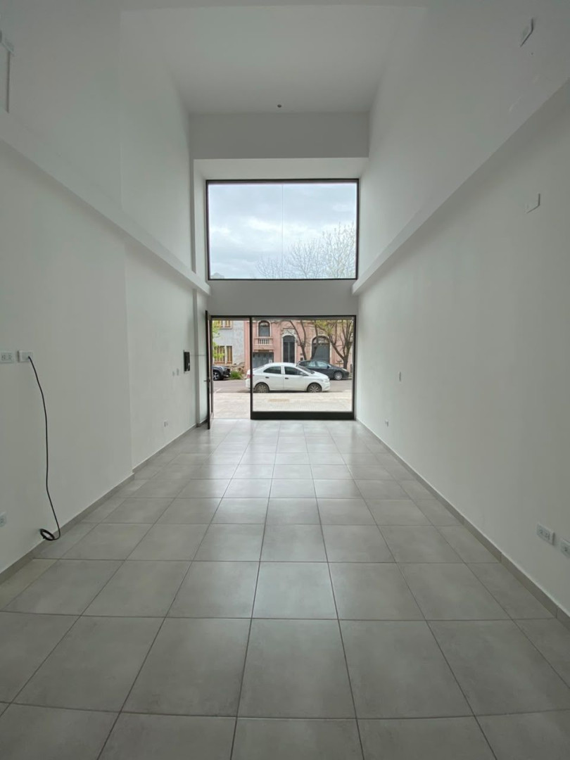 Local en Alquiler en Caronti 182, Centro, Bahía Blanca - Bahía Blanca Propiedades | SITIO OFICIAL l