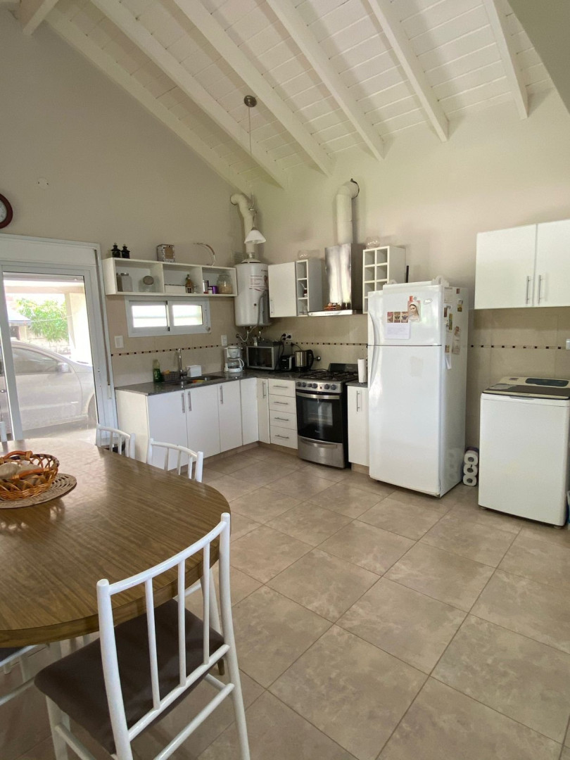 Casa en Alquiler en Del Pejerrey 1426, Las Dunas, Monte Hermoso - Bahía Blanca Propiedades | SITIO OFICIAL l