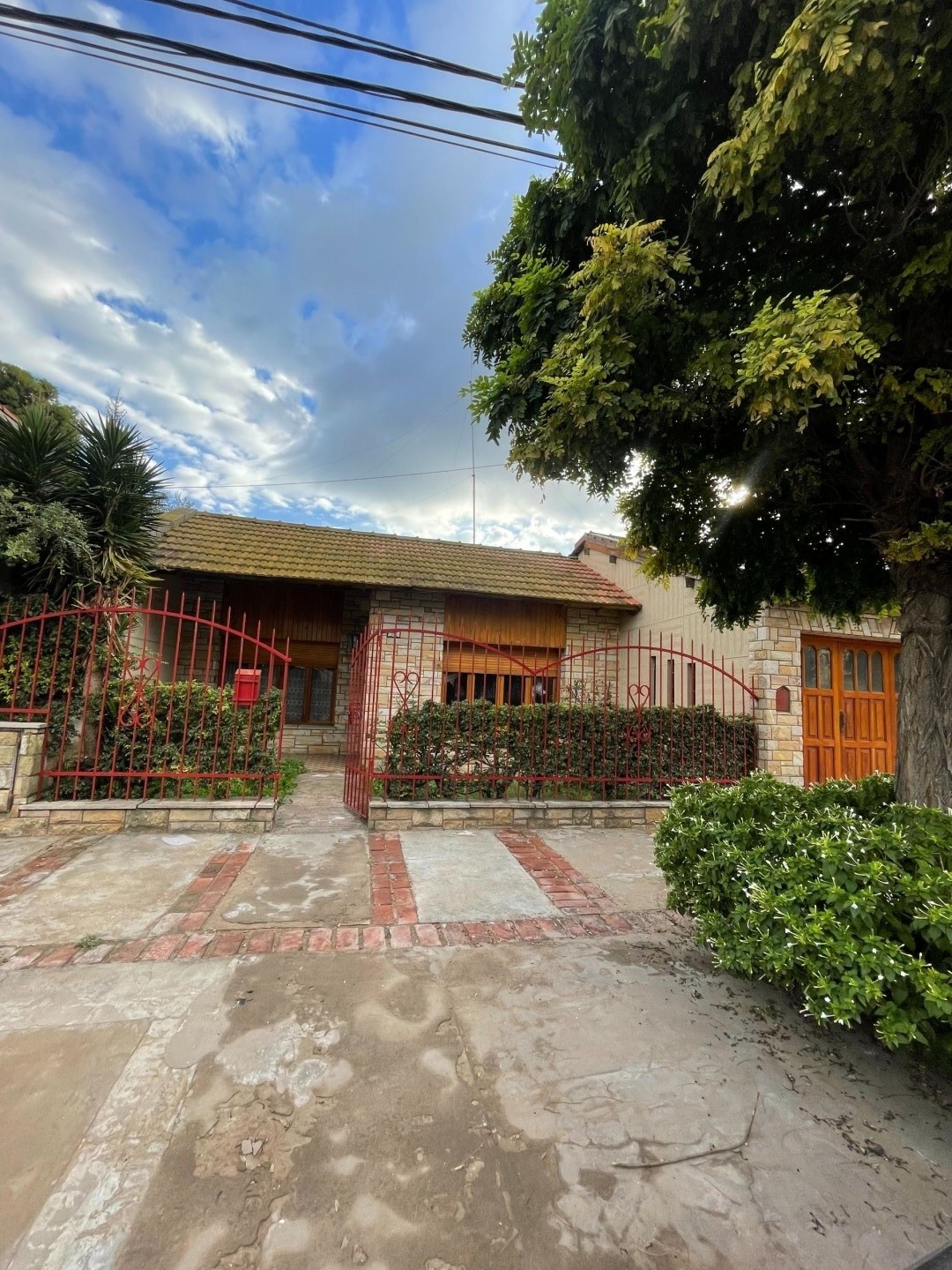 Casa en Venta en Brown 3752,  Bahía Blanca - Bahía Blanca Propiedades | SITIO OFICIAL l